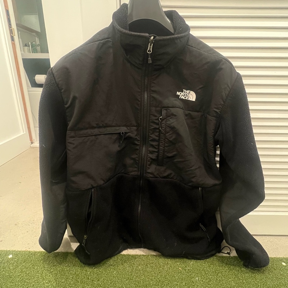 The North Face Men's Black Performance Jacket